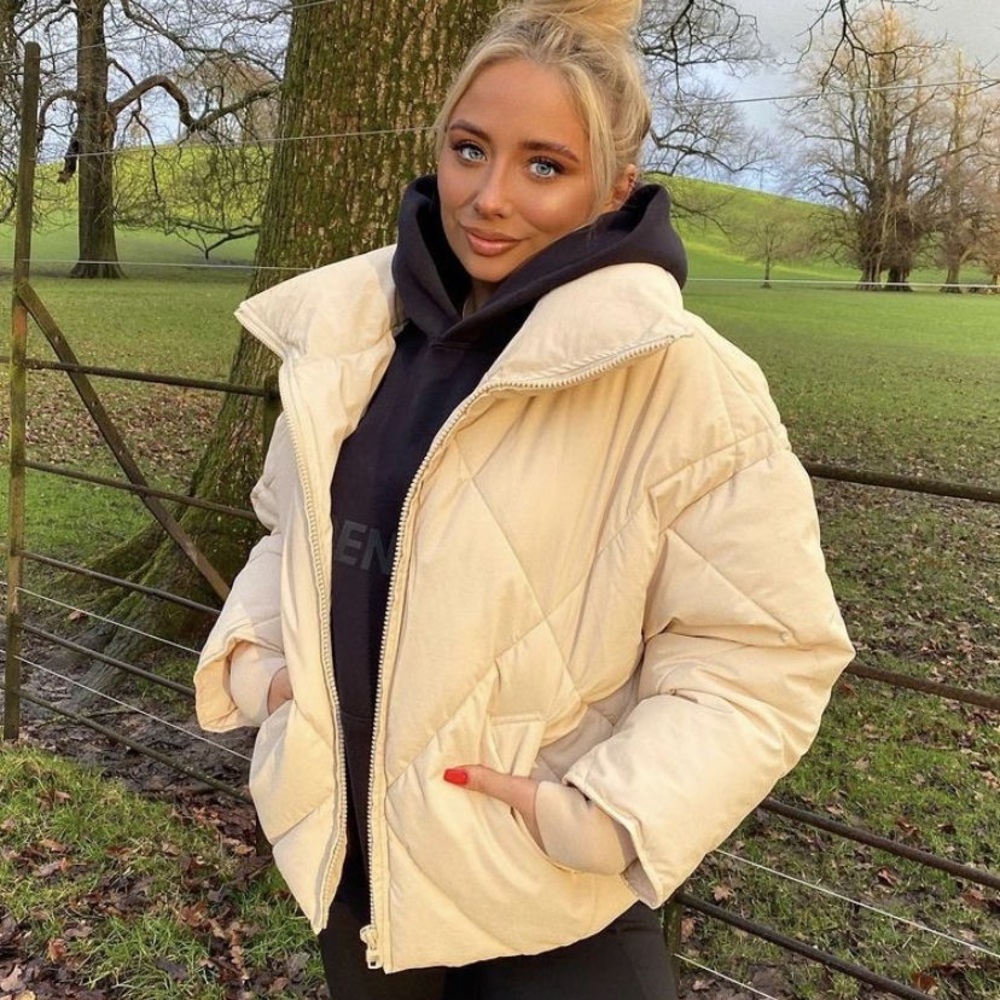 zara puffer in ecru/cream sz XS